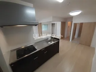 ヴィラ・アリーエ III【2階】のキッチン