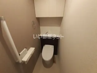 ヴィラ・アリーエ III【2階】の内装