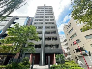 マイナビSTAYミライエ新宿御苑駅前(パレステュディオ新宿御苑駅前)【3階】の外観