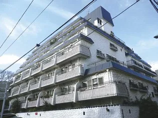 秀和第2神宮レジデンス【5階】の外観