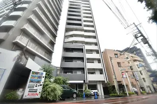 東京都調布市東つつじケ丘1【マンション】の外観