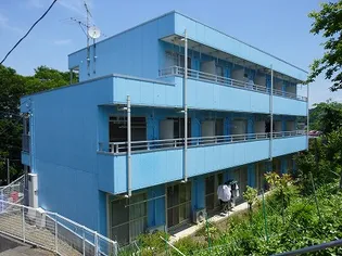 東京都多摩市東寺方【マンション】の外観