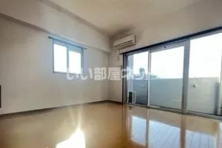 アンパサージュ【7階】の居間