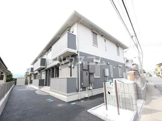 プティ モンターニュ【2階】の外観