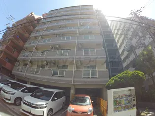 サバーブシティー13【1階】の外観