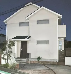 神奈川県横浜市戸塚区品濃町【一戸建】の外観