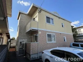 ヴィラ藤岡【2階】の外観