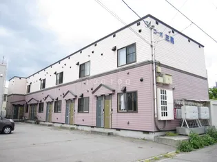 コーポ三晃【2階】の外観