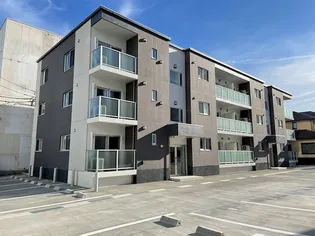 ファミーユ代官町の画像