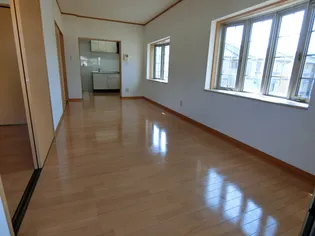 ガーデンアール【2階】の内装