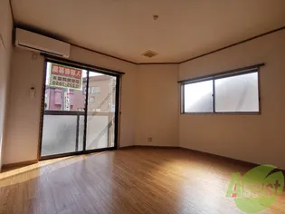 コーポ川原【1階】の居間