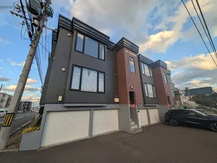 ヴィラレインボウ【3階】の外観