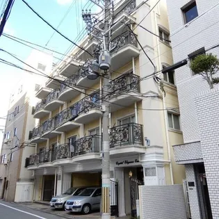 クリスタルエレガンス・EAST【2階】の外観