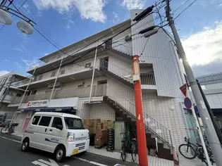 東京都世田谷区喜多見9【マンション】の外観