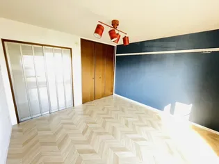 小畑ハイツB棟【1階】の居間