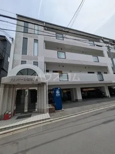 プランドール御所ノ内【4階】の外観