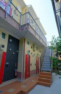 ユナイト新子安カテリーナ【2階】の外観