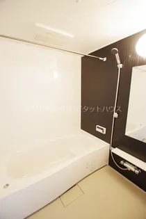 アウトリメッサ Aの風呂