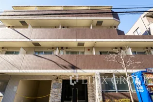 プレール・ドゥーク東新宿【3階】の外観