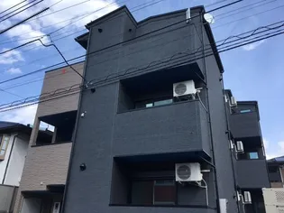 Slow&Easy【2階】の外観