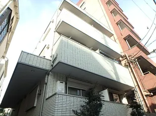 ファーストコート泉町【2階】の外観