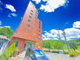 広島県山県郡北広島町丁保余原【マンション】の外観