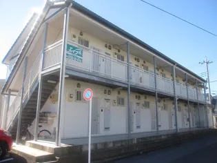 ファミーユ茂木B【1階】の外観