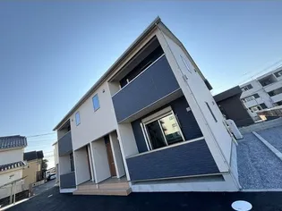 ジャルディニエ【1階】の外観