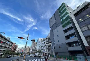 東京都新宿区市谷台町【マンション】の外観