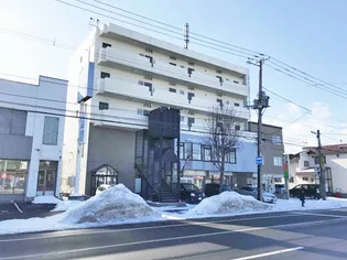 フロンティア川下の画像
