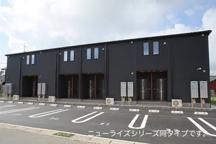 アンフィニ【1階】の外観