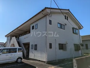 ファミール井上【2階】の外観