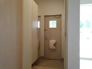ハイ マウンテン【1階】の玄関