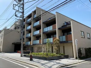 東京都港区南麻布4【マンション】の外観