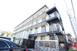 レオパレスフィオーレ住吉【4階】の外観