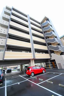 ウィングス三郎丸【3階】の外観