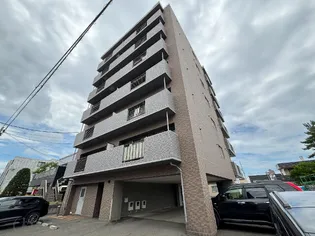 フェバリット弐番館【4階】の外観