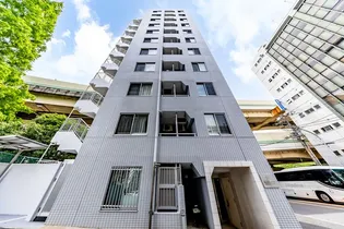 アヴァンツァーレ元町【5階】の外観