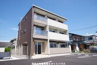 ペルソナプレイス【2階】の外観