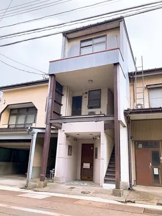 新潟県上越市仲町2【一戸建】の外観