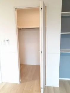 アゼリアガーデン【1階】の内装