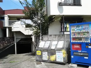 東京ビル6【3階】の外観