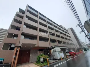 大阪府高槻市城北町2【マンション】の外観