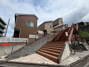 シャテニエ C棟の画像