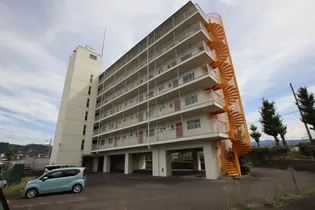 石坂スカイハイツの画像