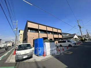 大阪府堺市堺区香ヶ丘町2【アパート】の外観