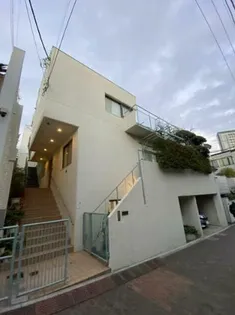 東京都渋谷区東1【マンション】の外観