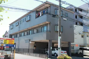 ファミール鈴木の画像