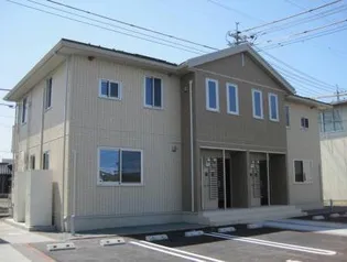 レチエ吉成 A棟【1階】の外観