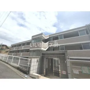 オーパス自由ヶ丘【2階】の外観